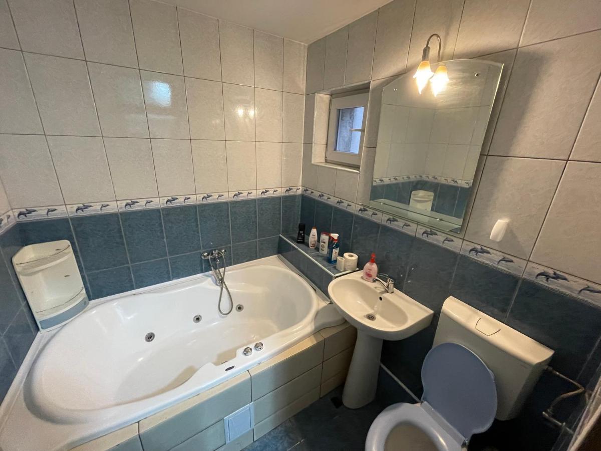 Apartament Magnolia, Piata Gorjului- Metrou Leilighet Bucureşti Eksteriør bilde