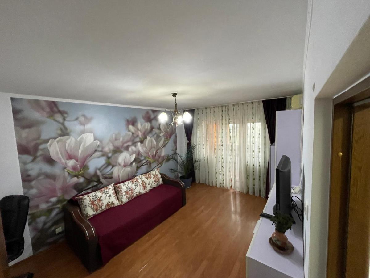 Apartament Magnolia, Piata Gorjului- Metrou Leilighet Bucureşti Eksteriør bilde